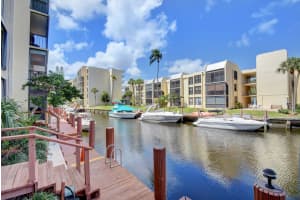 4 Royal Palm Way, Boca Raton, FL 33432 - MLS#B26037732