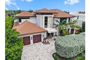 70 Isla Bahia Drive, Fort Lauderdale, FL 33316 - MLS#B26037757
