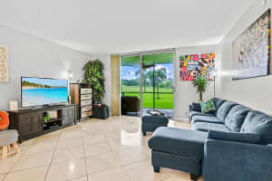 6400 2nd Avenue, Boca Raton, FL 33487 - MLS#B26037806
