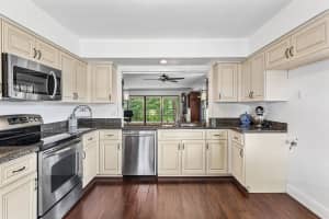 6462 Aspen Glen Circle, Boynton Beach, FL 33437 - MLS#B26037810