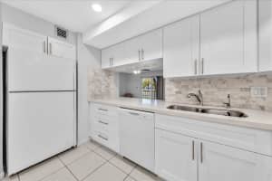 3909 Ocean Boulevard, Fort Lauderdale, FL 33308 - MLS#B26037823