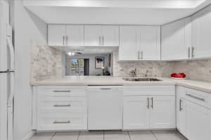 3909 Ocean Boulevard, Fort Lauderdale, FL 33308 - MLS#B26037823