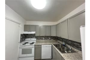 2180 67th Street, Fort Lauderdale, FL 33308 - MLS#B26037832