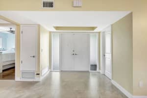 683 Harborview Drive, Port Saint Lucie, FL 34983 - MLS#B26037835
