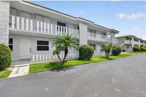 5520 Ocean Boulevard, Ocean Ridge, FL 33435 - MLS#B26037849