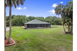 32801 N Us Highway 441 N 52, Okeechobee, FL 34972, Okeechobee, FL 34972 - MLS#B26037859