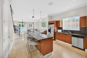 825 Sw 12th Street, Fort Lauderdale, FL 33315 - MLS#B26037867