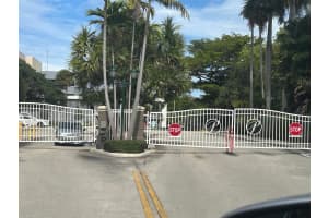 410 S Park, Hollywood, FL 33021 - MLS#B26037935