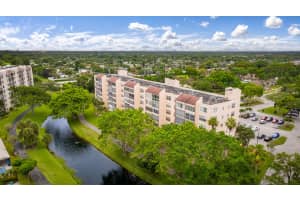 14527 Bonaire Boulevard, Delray Beach, FL 33446 - MLS#B26037945