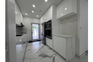 300 4th Street, Hialeah, FL 33010 - MLS#B26037980