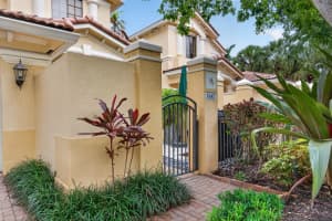 1687 Passion Vine Circle, Weston, FL 33326 - MLS#B26037987