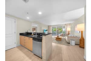 505 Fort Lauderdale Beach Boulevard, Fort Lauderdale, FL 33304 - MLS#B26037988
