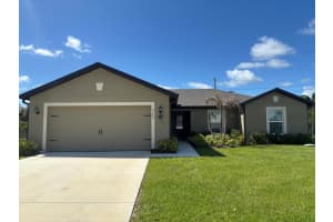 2562 Se Kaycee Court, Port St. Lucie, Fl 34952, Port Saint Lucie
