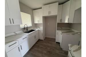 1437 10th Place, Fort Lauderdale, FL 33311 - MLS#B26038079
