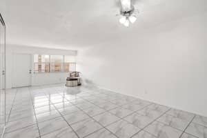 401 Golden Isles Drive, Hallandale Beach, FL 33009 - MLS#B26038093