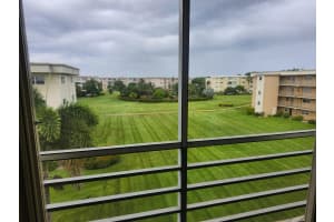 2600 1st Lane, Boynton Beach, FL 33435 - MLS#B26038111