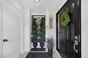 101 Half Moon Circle, Jupiter, FL 33458 - MLS#B26038246