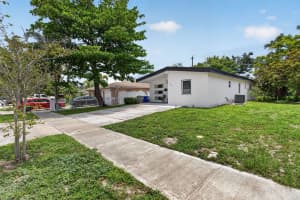 700 17th Terrace, Pompano Beach, FL 33069 - MLS#B26038368