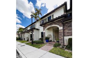 9326 33rd Lane, Hialeah, FL 33018 - MLS#B26038388