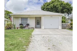 1575 17th Court, Vero Beach, FL 32962 - MLS#B26038429