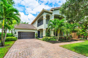599 Cresta Circle, West Palm Beach, FL 33413 - MLS#B26038434