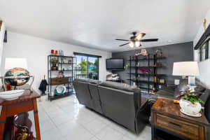 1351 40th Place, Oakland Park, FL 33334 - MLS#B26038440