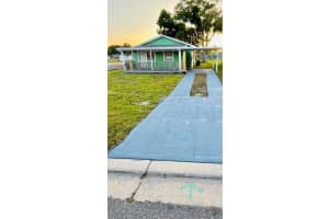 515 Wilson Avenue, Cocoa, FL 32922 - MLS#B26038468