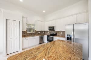 13850 V�a Vittoria, Delray Beach, FL 33446, Delray Beach, FL 33446 - MLS#B26038498