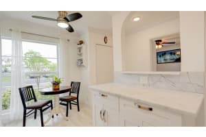 8638 Bella Vista Drive, Boca Raton, FL 33433 - MLS#B26038509