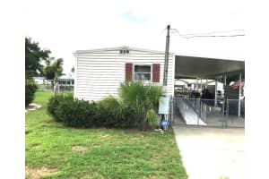 1040 24th Street, Okeechobee, FL 34974 - MLS#B26038510