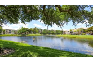 500 Crestwood Ct Court, Royal Palm Beach, FL 33411 - MLS#B26038546