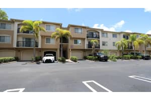 500 Crestwood Ct Court, Royal Palm Beach, FL 33411 - MLS#B26038546