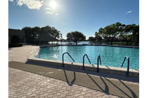 901 Colony Point Circle, Pembroke Pines, FL 33026 - MLS#B26038555