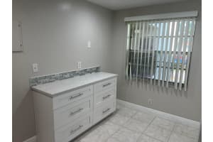 24 Abbey Lane, Delray Beach, FL 33446 - MLS#B26038607