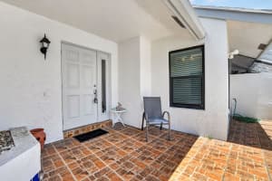 10953 Lake Front Place, Boca Raton, FL 33498 - MLS#B26038640