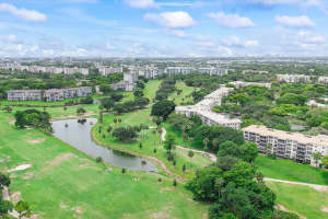 3900 Oaks Clubhouse Drive, Pompano Beach, FL 33069 - MLS#B26038669