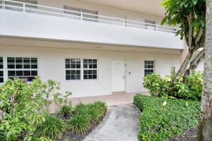 3900 Oaks Clubhouse Drive, Pompano Beach, FL 33069 - MLS#B26038669