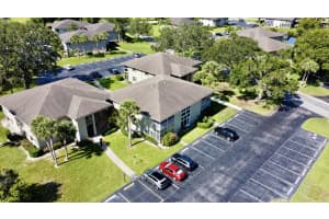32 Lake Vista Trail, Port Saint Lucie, FL 34952 - MLS#B26038703