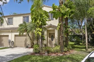 4776 Lago Vista Drive, Coconut Creek, FL 33073 - MLS#B26038772