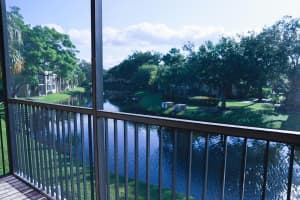 428 Lakeview Drive, Weston, FL 33326 - MLS#B26038828