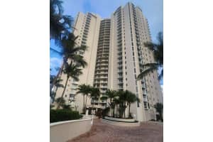 2700 Ocean Drive, Riviera Beach, FL 33404 - MLS#B26038845