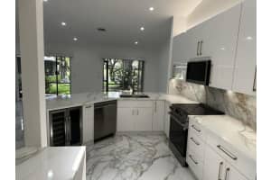 2173 Discovery Circle, Deerfield Beach, FL 33442 - MLS#B26038853
