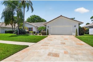 10221 Harbourtown Court, Boca Raton, FL 33498 - MLS#B26038854