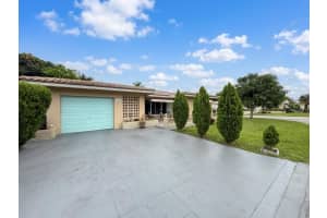 4400 44th Terrace, Tamarac, FL 33319 - MLS#B26038863