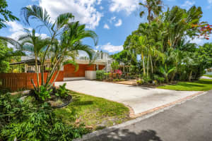 2400 Riverside Drive, Pompano Beach, FL 33062 - MLS#B26038912