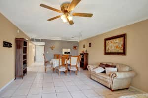 8801 38th Drive, Coral Springs, FL 33065 - MLS#B26038970