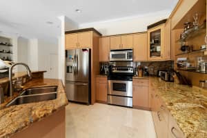 4517 21st Avenue, Fort Lauderdale, FL 33308 - MLS#B26038996