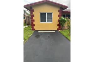 4917 Washington Street, Hollywood, FL 33021 - MLS#B26039061