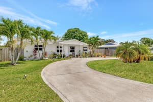 1894 Lafayette Street, Stuart, FL 34997 - MLS#B26039065
