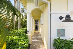 131 Barefoot Cove, Hypoluxo, FL 33462 - MLS#B26039077